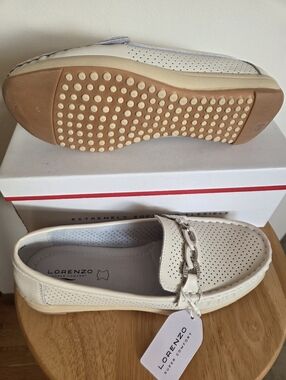 NWT WOMENS LORENZO ITALIAN LEATHER SUPER SOFT COMFORT FLEXIBLE LOAFERS SIZE 8.5